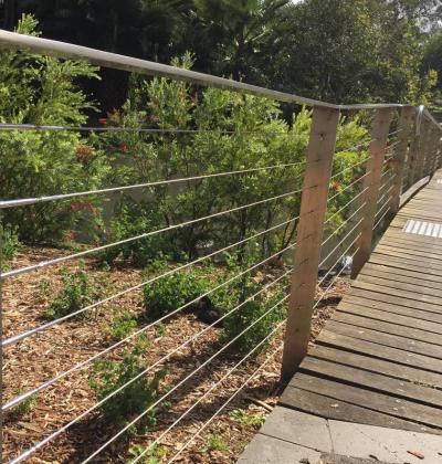 How Wire Balustrading Gorgeously Completes Garden Getaways