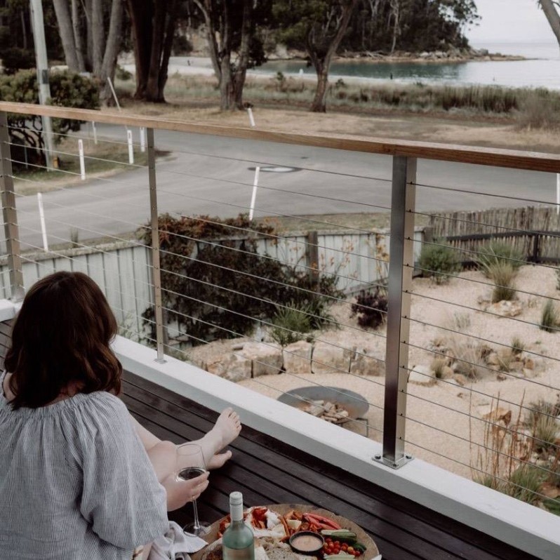 Decide Between Wire Balustrade Styles